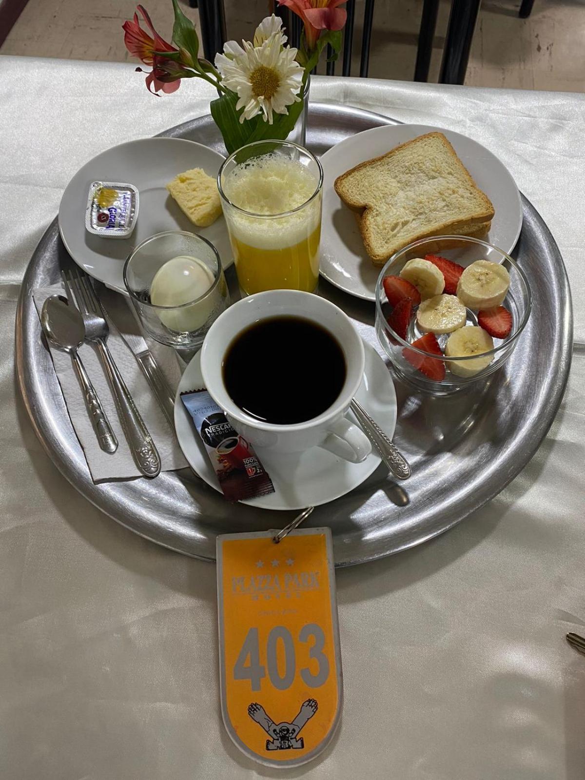 Hotel Plazza Чиклайо Номер фото